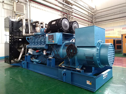 550KW濰柴柴油發(fā)電機(jī)組